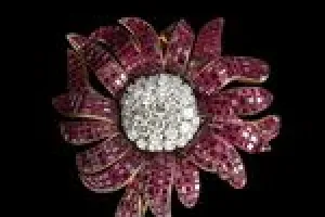 BROOCH