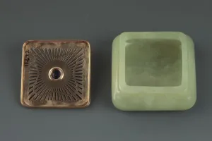 NEPHRITE BOX