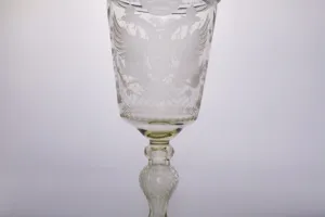 GOBLET WITH LID