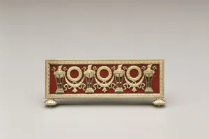 MENU HOLDER