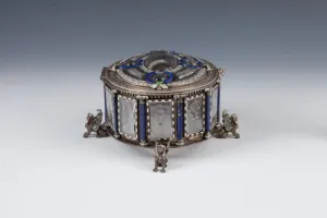 BOX
