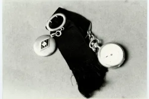 WATCH WITH LOCKET