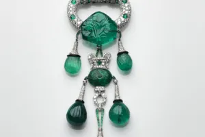 PENDANT BROOCH