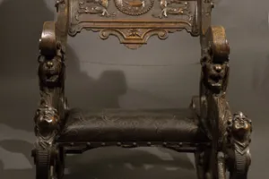 ROCKING CHAIR