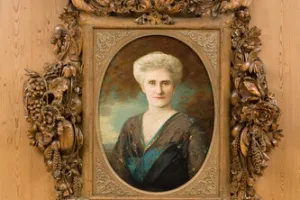 FRAME WITH PORTRAIT OF ELLA LETITIA MERRIWEATHER POST
