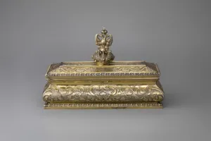 RECTANGULAR BOX WITH COVER AND FITTED TRAY FROM A DRESSING TABLE SET