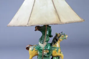 TABLE LAMP WITH GUANDI, DAOIST GOD OF WAR, ROOF TILE