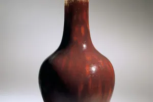 BOTTLE VASE