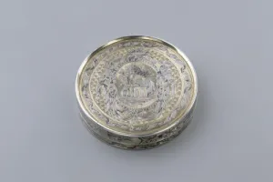 COMFIT BOX (BONBONNIÈRE) WITH AN ALLEGORICAL SCENE