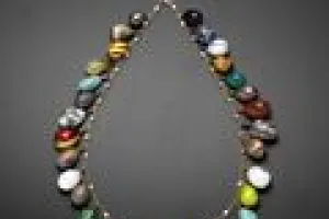 EGG NECKLACE