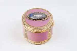 SNUFFBOX