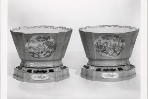 VASE (VASE HOLLANDAIS), ONE OF TWO