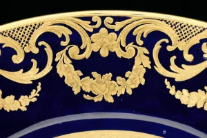 SAUCER (SOUCOUPE)
