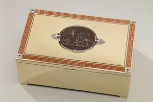 CIGARETTE BOX