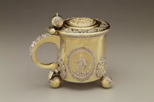 TANKARD ON THREE BALL FEET