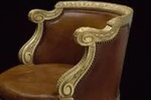 SWIVEL CHAIR