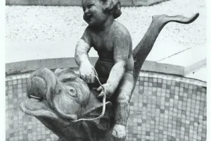 PUTTO ASTRIDE SEAHORSE