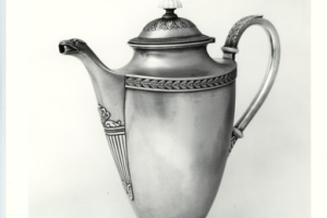 COFFEEPOT FROM A COFFEE SERVICE