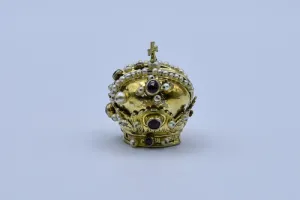 MINIATURE CROWN