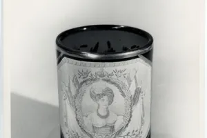 TUMBLER WITH TRANSFER PRINTED PORTRAIT OF ALEXANDRA FEODOROVNA