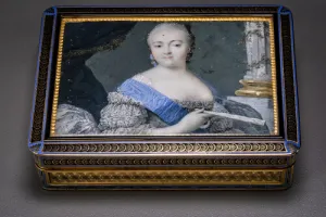 SNUFFBOX WITH MINIATURE OF EMPRESS ELIZABETH I