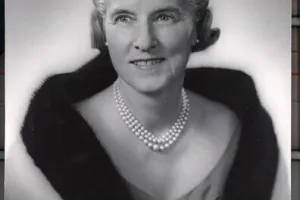 FRAME WITH PHOTOGRAPH OF ADELAIDE CLOSE RIGGS