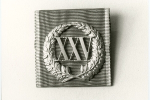BADGE FOR 25 YEARS MERITORIOUS SERVICE