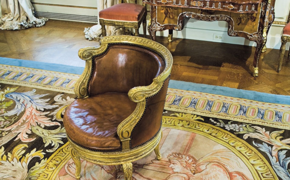 A swivel chair made for Marie Antoinette.