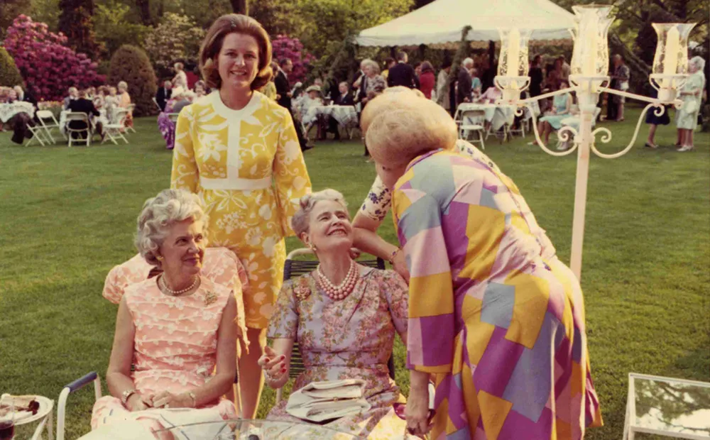 Marjorie Post hosting a garden tea on the Lunar Lawn in 1969