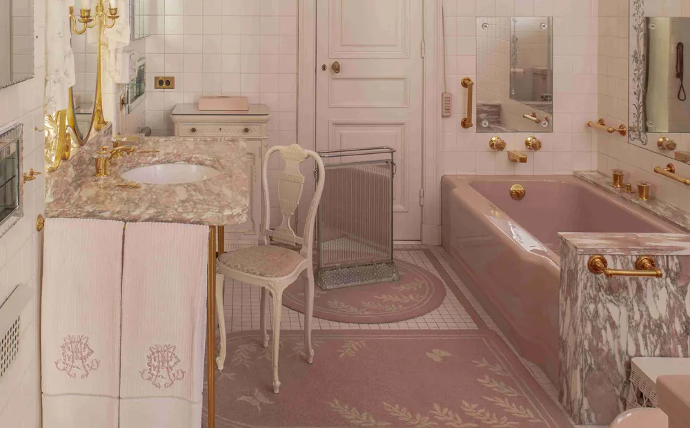 Marjorie Post's bathroom