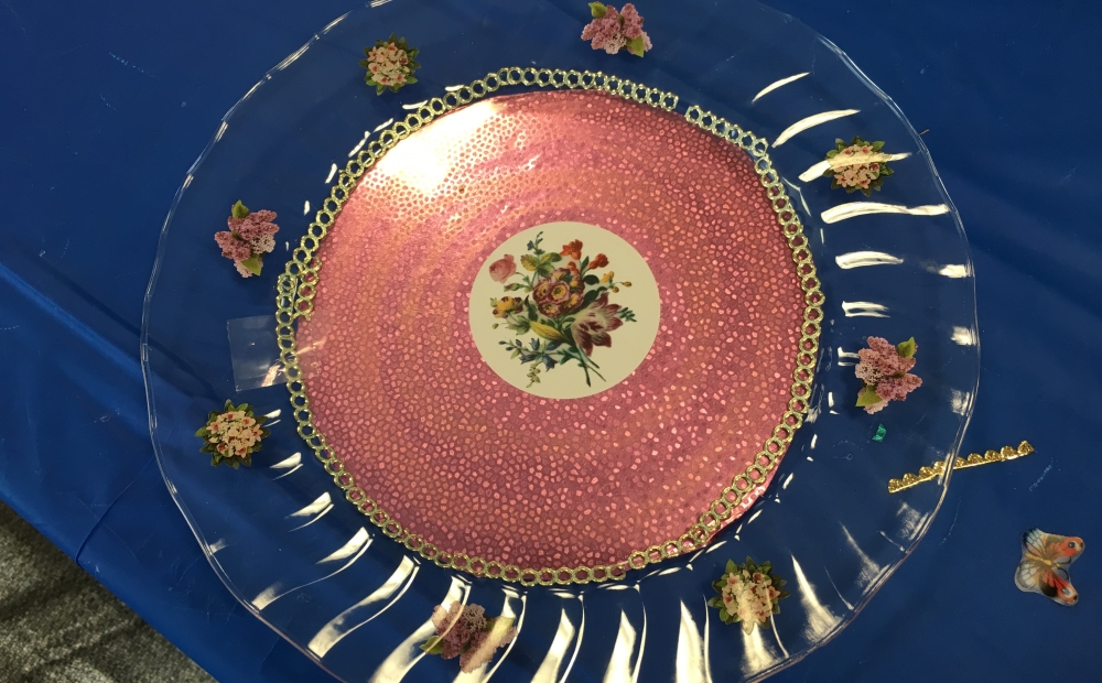Plate decorating activity example inspired by Hillwood's French  Sèvres porcelain