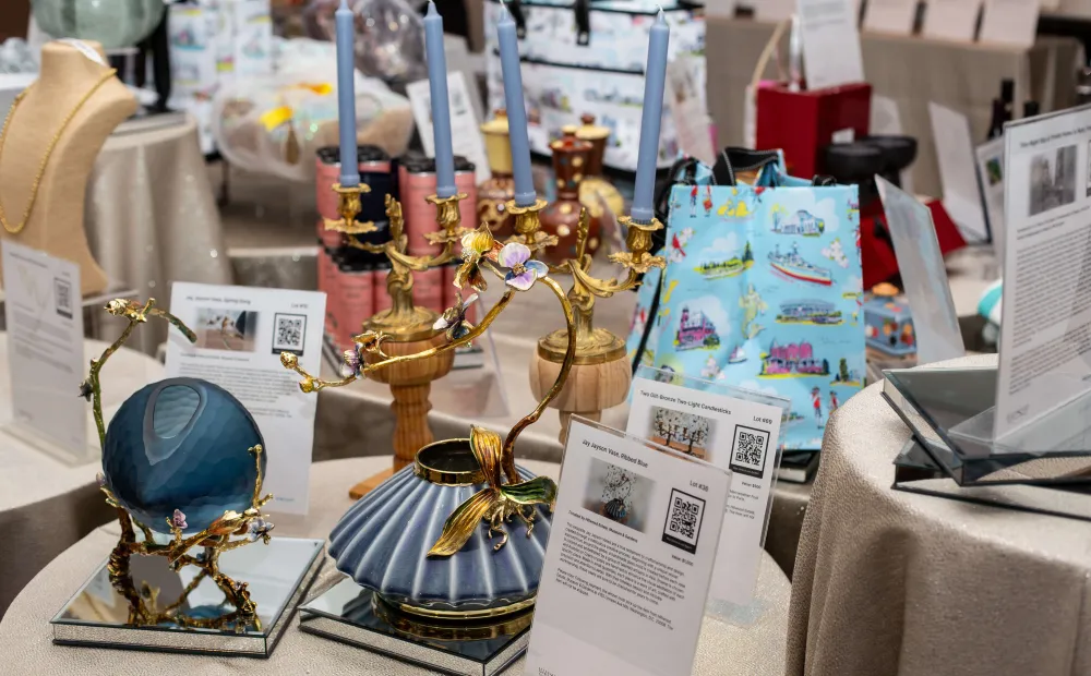 An image of the Hillwood 2025 Valentine's Event Silent Auction