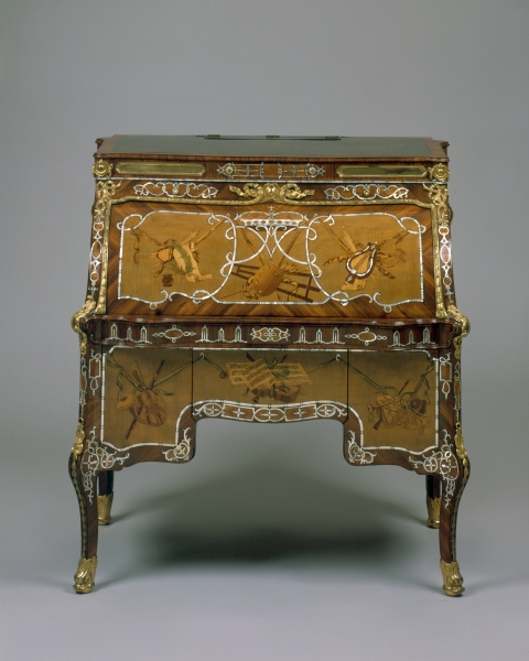 Imge of Roentgen desk from collection of Hillwood Estate, Museum & Gardens